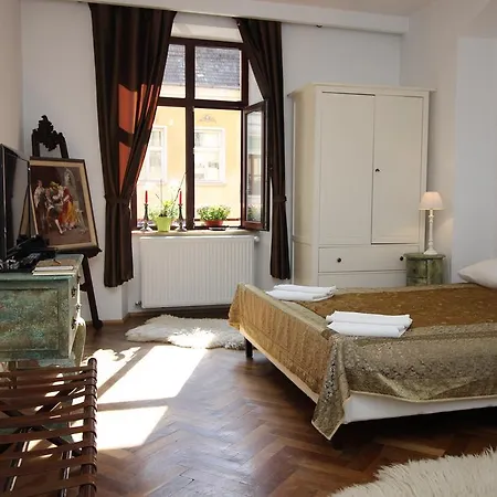 Versus Art Apartment *