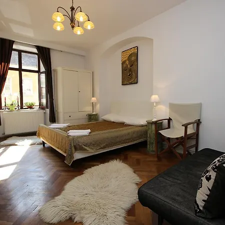 Versus Art Apartment Brasov