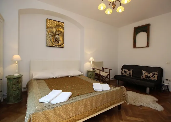 Versus Art * Braşov